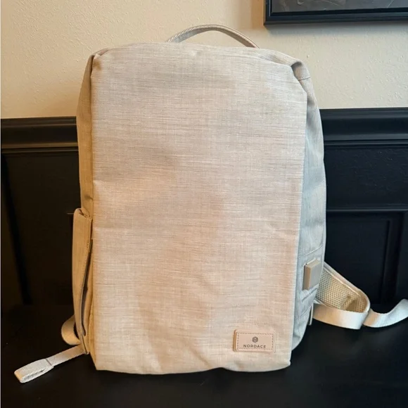 Nordace Siena II Travel Backpack in cream - Picture 5 of 9